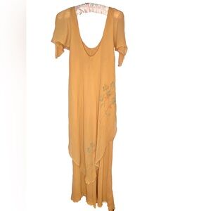 🌷ST Simon🌷 Gorgeous Vintage 1970s Tan Beige Elegant 3 Tier Sheer Dress